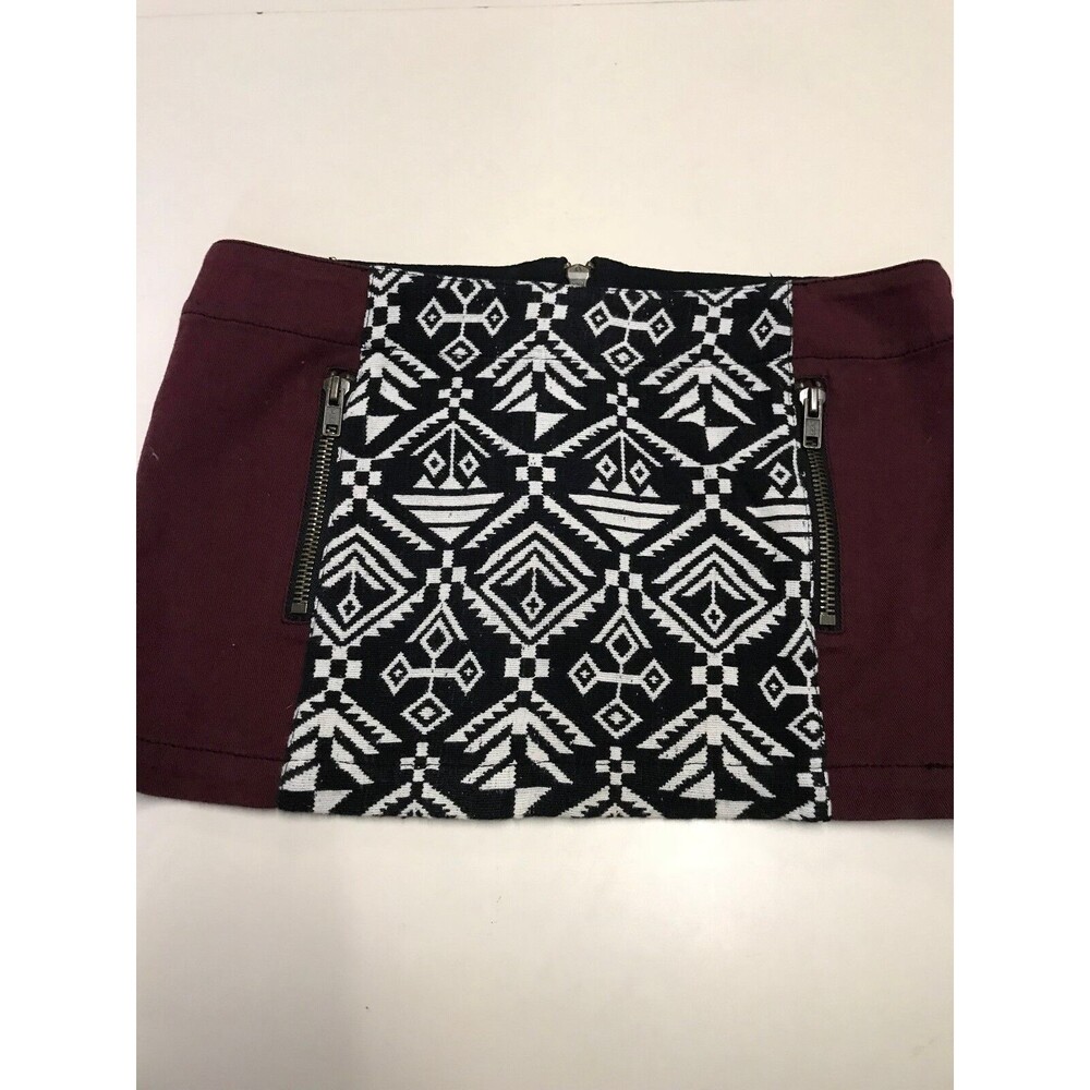 Chaser Brand Women's Skirt Maroon Black Contrast Zipper Size Jr Med